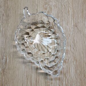 Antique Vintage Anchor Hocking grape dish in clear glass